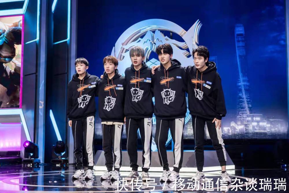 的比赛中脱 的比赛中脱